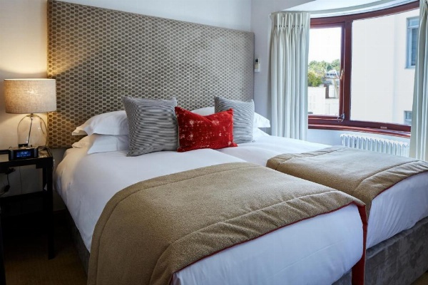 Cheval Knightsbridge image 18