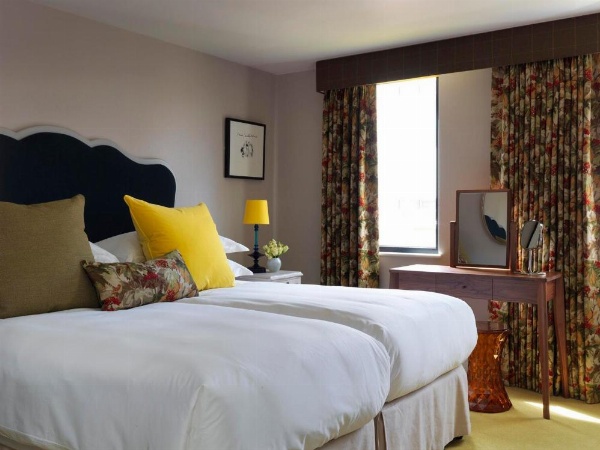 Cheval Knightsbridge image 24